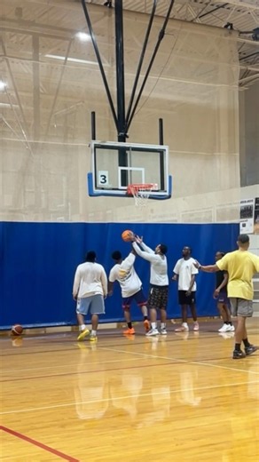 Trolling #toptierhoopz #bball #basketball #buckets #Hoopz #hoops #nba #2k #fypシ #ref
