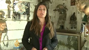 27 Creepy Photos Of The Haunted Mexican Island That's Covered With Dolls