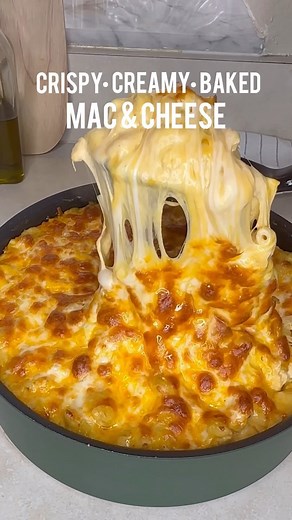 Dipped Tampa on Instagram: "Crispy Baked Mac & Cheese Recipe IB: @tiniyounger Ingredients: 1 lb corkscrew pasta 1lb mozzarella cheese 1lb colby jack cheese 1/2 lb sharp cheddar cheese 3 tbsp salted butter 3 tbsp flour 1 tsp garlic powder 1 tsp smoked paprika 1/2 tbsp dijon mustard 1 can evaporated milk 2 cups heavy cream #macandcheese #bakedmacandcheese #recipe #dinnerideas #macncheese #macaroniandcheese"