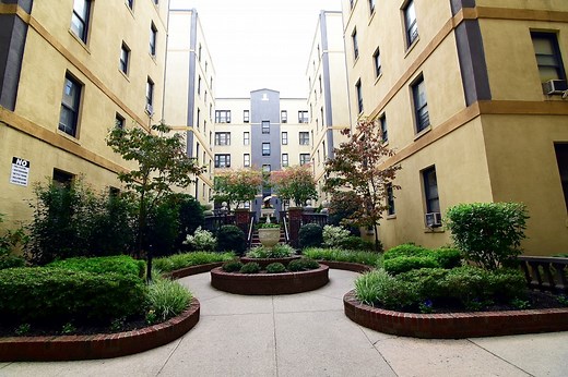 Harbor Garden Staten Island Apartments | Gateway Arms Realty