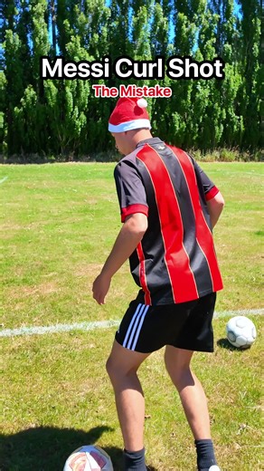 Messi curl shot tutorial 💫