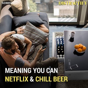 This table would make the Jetsons proud. | Distractify