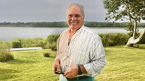 Peter Walsh, Coogan's bar owner and Water Mill resident, dies at 78