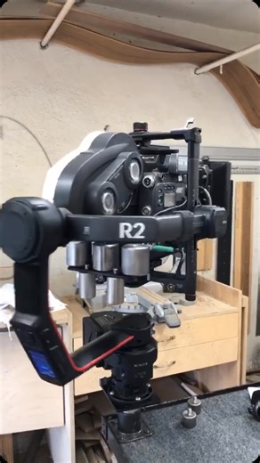 CineMilled on Instagram: "ARRI 235 35mm film camera? No problem with CineMilled’s dovetail and counterweights. The original gimbal counterweight system always available and shipping world wide right now at CineMilled.com 🎬🎥🎬 #cinemilled"