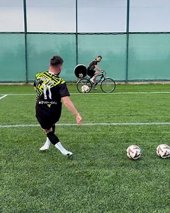 469K views · 3K reactions | You don't wanna be the one riding the bike  | SPORTbible | Facebook