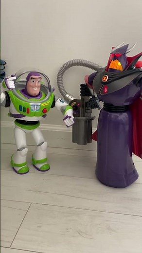 Buzz Lightyear vs Zurg #toystory #buzzlightyear #zurg