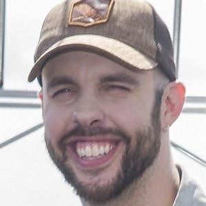 Chris Rupp – Age, Bio, Personal Life, Family & Stats | CelebsAges
