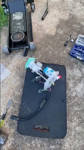 Fuel Pump Replacement 2006 Ford Explorer