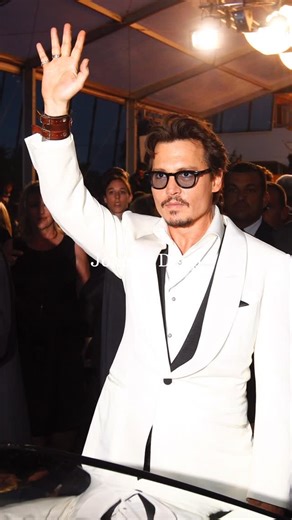 LARONTÉ on Instagram: "John Christopher “Johnny” Depp Il is an American actor, musician, and filmmaker whose career began in the 1980s and grew into one of Hollywood’s most recognizable, transformative careers. He rose to fame on TV’s 21 Jump Street before building a reputation for playing eccentric, fully realized characters in films such as Edward Scissorhands, Pirates of the Caribbean, Sweeney Todd, and Finding Neverland. Depp has won a Golden Globe and a Screen Actors Guild Award and earned 