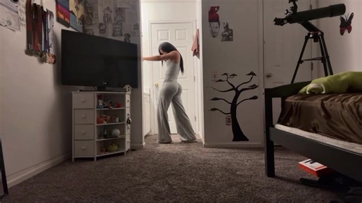 @YoungLA for Her | how to do a aztec push up