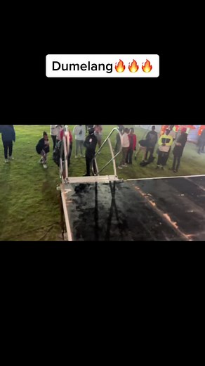 Malome Vector Dumelang Lyrics: A Tribute to Family and Unity