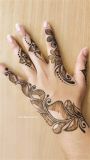 Anita | Fashion | Beauty | lifestyle on Instagram: "Back hand beautiful shaded mehandi design #anitamehandiartist #mehandireels #mehandi #bridalmehandi #trendymehandireels #anitamehandi #viralmehandireels #beautifulmehandi #reels #viralreels"