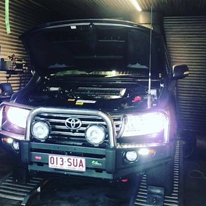 9.7K views · 228 reactions | 300hp 200 series  Only 2 custom mods Safe, efficient & reliable In house built & tested 30% injectors & ECU remap, easily made it to 300! It's great what these 200 series can achieve with such little work. For any details on what options we have for your vehicle send us a message or contact us on (07) 5476 0066 | Just Autos | Facebook