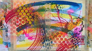 Artist Jenny Muncaster brings us this wonderful demo using Daler Rowney System 3 FW acrylic artist inks. Watch as Jenny gives a breakdown of how to experiment with these inks through looking at colour, design and application to show us the versality of the medium. . | CASS ART