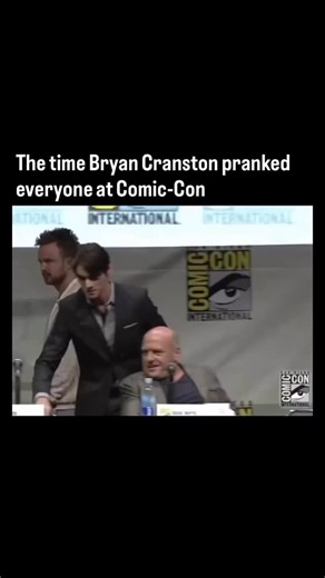pop culture stories on Instagram: "They really don’t make moments like this anymore 😭 At San Diego Comic-Con 2013, Bryan Cranston spent hours walking the floor in a hyper-realistic Walter White latex mask, taking photos with fans who thought he was just a hardcore cosplayer. The Breaking Bad Hall H reveal remains one of the most iconic Comic-Con moments ever. Peak Comic-Con. Peak TV history. 🐐 SEO keywords: Bryan Cranston Walter White mask, Breaking Bad Comic-Con prank, SDCC 2013 legendary mom