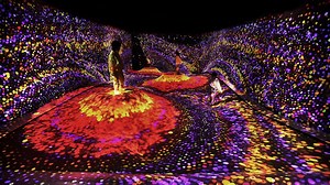 Soft Terrain in Granular Topography - A Whole Year per Year | teamLab