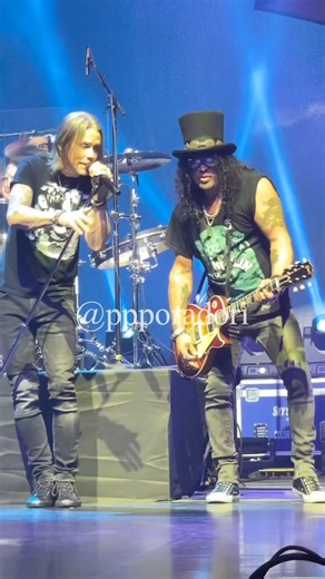 31K views · 1.3K reactions | #korea #seoul  Yes24 Live Hall - 예스24 라이브홀 #theriverisrisingtour 2024 Slash feat Myles Kennedy and #TheConspirators Brent Fitz Todd Kerns Frank Sidoris #Slash #smkc  @ppporadori ©️ (IG) | Slash Addict | Facebook