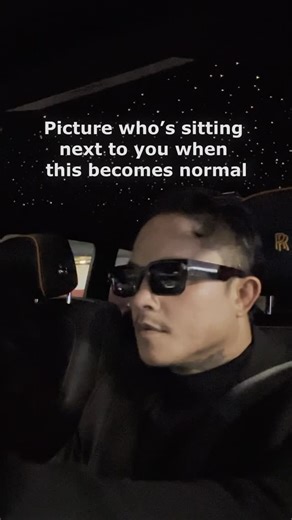 Oscar Operio on Instagram: "I don’t manifest results. I create the habits that make them inevitable. The future isn’t something I wait for — it’s something I train for daily. (Say this out loud!) 👆Save this post. 📸 Screenshot these and save for later. This will be your mantra 🔹 3 SHORT TIPS These are not motivational fluff. These are rules you live by. 1️⃣ Obsession (The Uncomfortable Kind) I’m obsessed with the outcome to the point people call it unhealthy. (That’s usually the sign you’re on