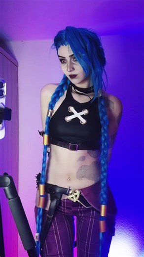 Best Jinx Cosplay from Arcane: League of Legends