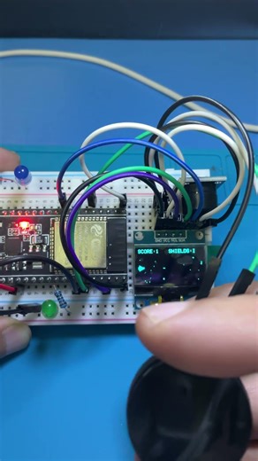 Gaming on esp32 Sepesu Basteru