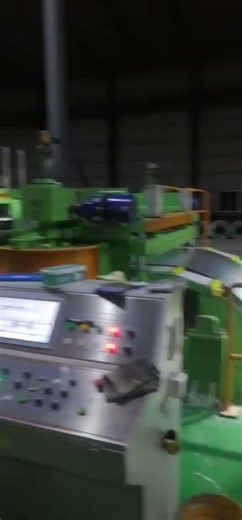 7 0 4X1200,100M Slitting machine full production run: from master coil to finished strip