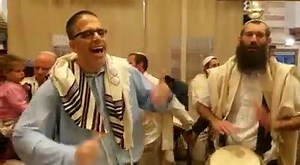 5.2K views · 121 reactions | Musical Hallel prayer service for Passover Friday morning at the Tomb of Machpela in Hebron! | Hebron Jewish Community and Biblical Heritage Site | Facebook