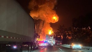 Explota pipa de gas LP en autopista México-Querétaro