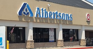Albertsons gives up on merger with Kroger