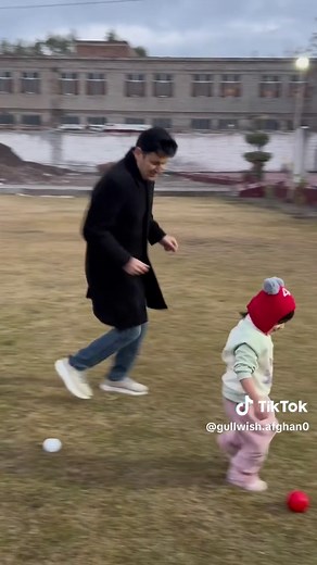 Hagha Kalewala: A Heartfelt Pashto Song