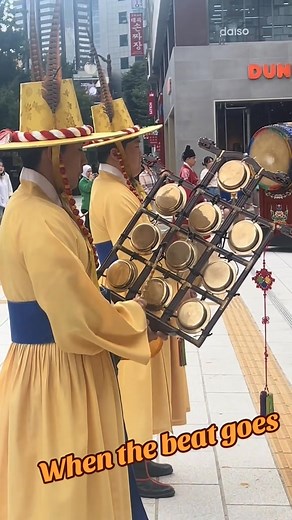 1.2K views · 51 reactions | This is a Korean traditional musical instrument called an Unla (운라). It is a percussion instrument consisting of a set of small gongs attached to a frame. | Traditional Culture Blog | Facebook