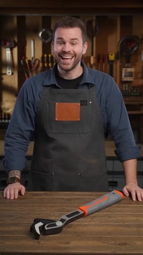 Heavy-Duty Industrial Grade Adjustable Pipe Wrench, Multiple Sizes Available, Durable & Versatile Design, Ideal for Plumbing Tasks #handtools #multifunctionbottleopener #toolloversmusthave #magnetictools #screwdriverkit #handytools #4in1tool #rotatingfaucetextender #4in1wrench #multitoolblades