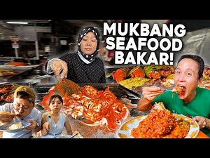 JUALAN SEAFOOD BAKAR DI PINGGIR JALAN, KESUKAAN FOOD VLOGGER NO 1 DUNIA!