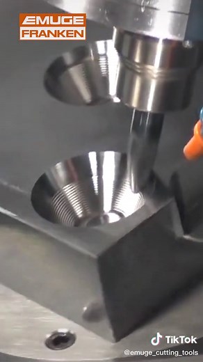 Surfacing 90% FASTER Than a Ball End Mill w/ EMUGE Circle Segment Oval Form Cutter! #cncmachining #machining #machinisttiktok #5axiscnc #cncmilling