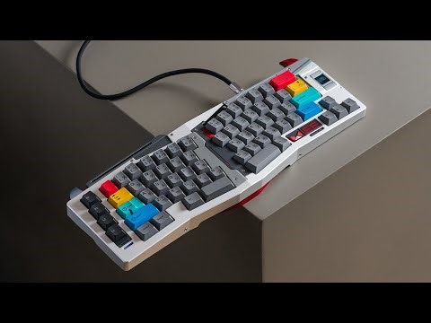 This Thing is Cool ... HellCat Alice Mech-01