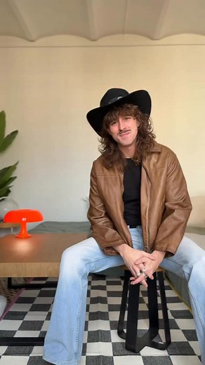 51K views · 3.8K reactions | ¿Que año será el siguiente? ❤️‍ #top10 #1975 #70smusic #musica #playlist | Oscarggc | Facebook