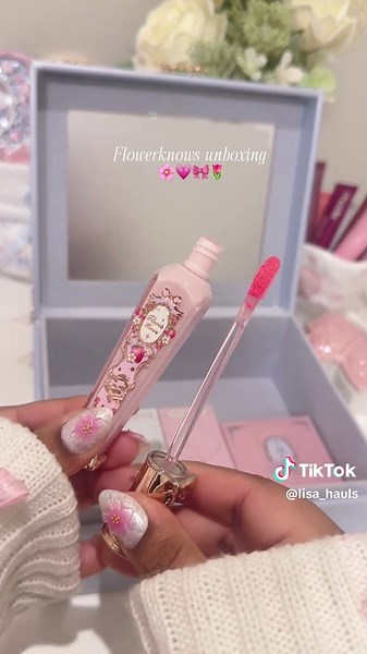 Flower Knows Makeup Unboxing: A Cute Aesthetic Experience