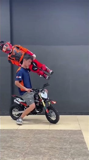 Mini Stunt Bike: WHAT A BEAST! 😱 #dirtbike