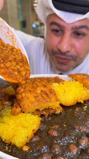 ‼️Looking For Best Iranian🇮🇷 Restaurant in Dubai? I am back in my favorite iranian restaurant, they just opened last month in Al Warqa - and they are also having some amazing new dishes. I am sure you all love Koobideh, but imagine that as a sandwich in crispy paratha! And if you are looking for a bigger plate go for the new Dande Kabab which is enough for 2-3 people - delicious grilled lamb meat on rice. Check it out and thank me later! Dande Kebab 250aed (good for 2-3 people) Koobideh Parath