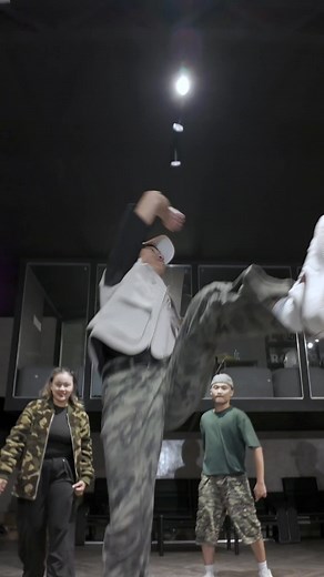 528K views · 16K reactions | down pero up? ayy #down Mc x #roshefied #roshestudio #rosheperforminggroup #roshetv #fyf #trend #viral #shorts #reels #fbreels #dance #fyfyfyfyfyfyfyfyfyfyfyfyfyfyfyfyfyfy #trending | Roshe Performing Group RPG | Facebook