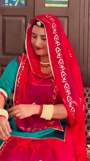 punam kanwar on Instagram: "🫶 #rajsthaniposhak #poonamrajasthani #trending #viral"