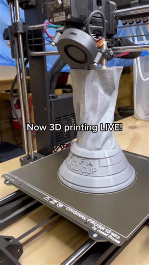 Live 3D Printing of World Cup Trophy