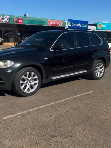 Jacob Zuma's Motorcade: A Look at South African Leadership