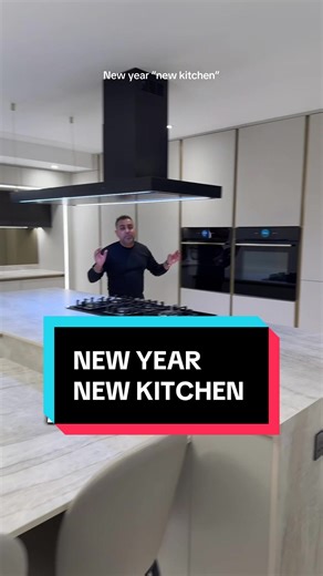 New year new kitchen? The kitchen guy designs amazing kitchens, that are quite unique and described as a bespoke kitchen. Every part and element is meticulously designed around the room layout and measurements to ensure every bit of space is utilized in the new “kitchen” if your building a new home or having an open plan extension and want to work with one of the best talented kitchen interior designers then simply call The kitchen guy, #fyp #kitchen #newkitchen #kitchendesign #viralvideos