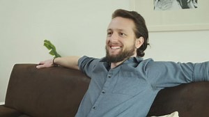 Fluance Reference RT82 High Fidelity Vinyl Turntable (White), PA10 Phono Preamp, Ai41 Powered 5" Bookshelf Speakers (Lucky Bamboo), Ortofon OM10 Cartridge, 90W Class D Amplifier, Bluetooth