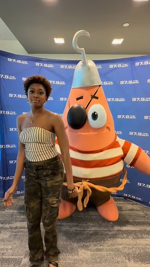 Patrick star stopped by the studio today to hang out with the beat crew & @jazziblack | 97.9 - The Beat DFW