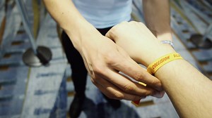 323K views · 74 reactions | What is it like to be a startup at #CollisionConf? Let us show you. collisionconf.com/startups/alpha | Collision Conf | Facebook