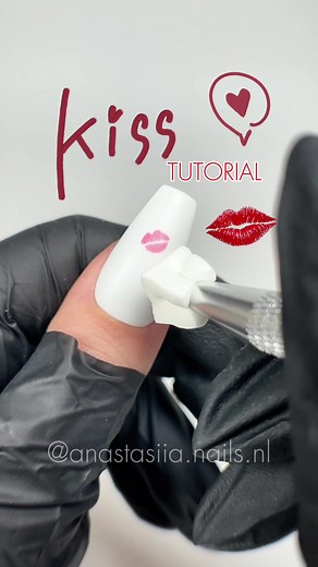 Stunning Gradient Kiss Nails Tutorial