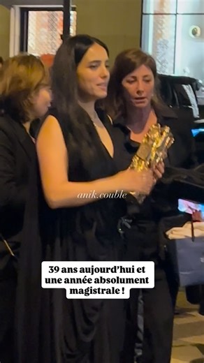 Anik Couble on Instagram: "Une année 2025 couronnée de succès pour Hafsia Herzi qui fête aujourd’hui ses 39 ans César de la meilleure actrice pour Borgo de Stéphane Demoustier. Présence remarquée à Cannes avec La Petite Dernière, Prix d’interprétation féminine pour Nadia Melliti et Queer Palm du meilleur film LGBTQ+. Talent, regard, engagement. Et cette élégance rare et cette douceur dans le regard qui traversent les tapis rouges comme les rôles. Joyeux anniversaire Hafsia ! #HafsiaHerzi #César2