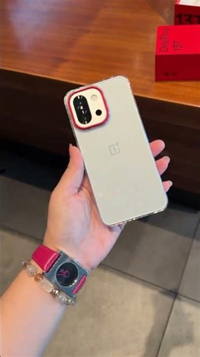 OnePlus 13T – MINI Phone, MAX POWER? 🤯