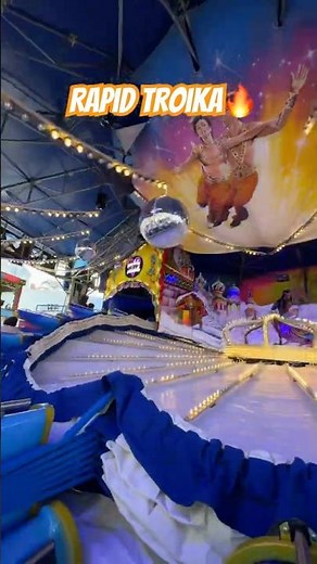 Rapid Troika Drouin à Vienne 2026. #fêteforaine #funfair #manège #chenille